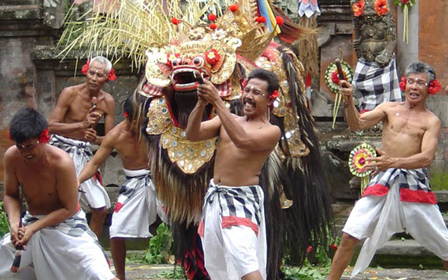 Танец Баронг на Бали, Barong dance Bali, Kris dance Bali